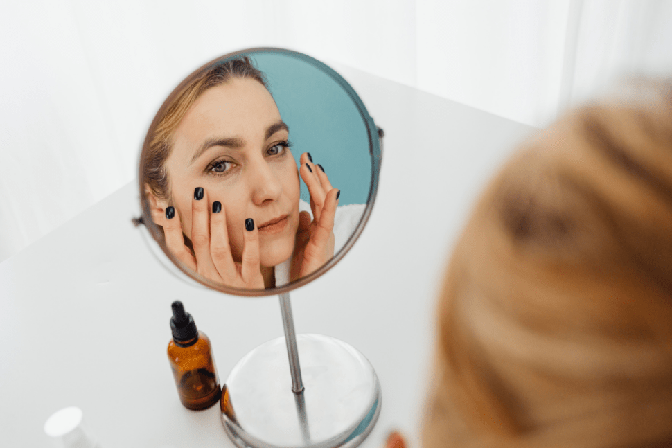 Pros And Cons Of Face Shaving For Women - ZLADE